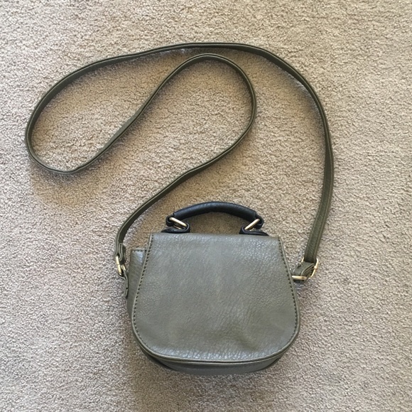 Green crossbody with black bow - Picture 3 of 6